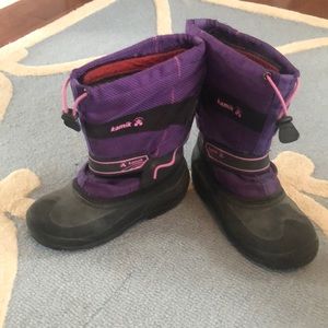 Kamik winter boots size 4